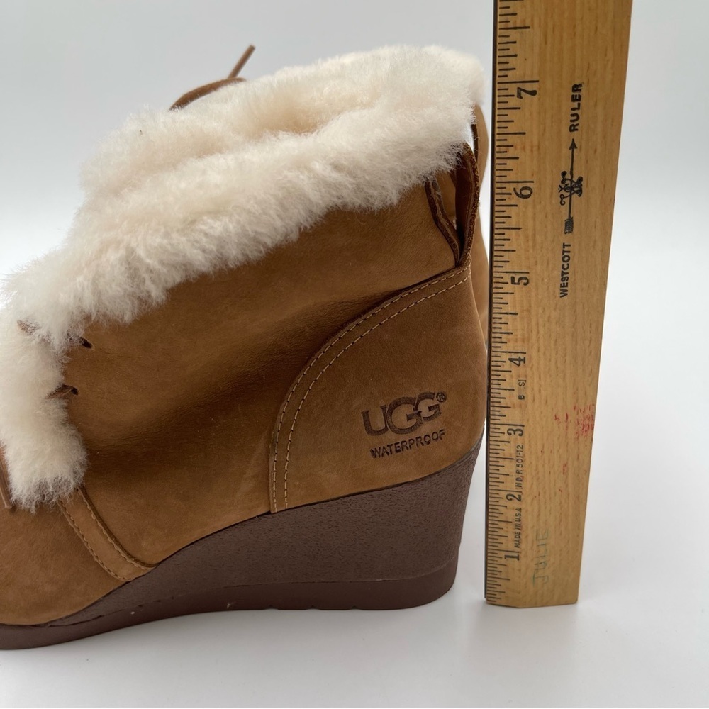UGG Australia Jeovana Boots Chestnut Suede Waterproof  Wedge Lace Up size 9 - Picture 13 of 16